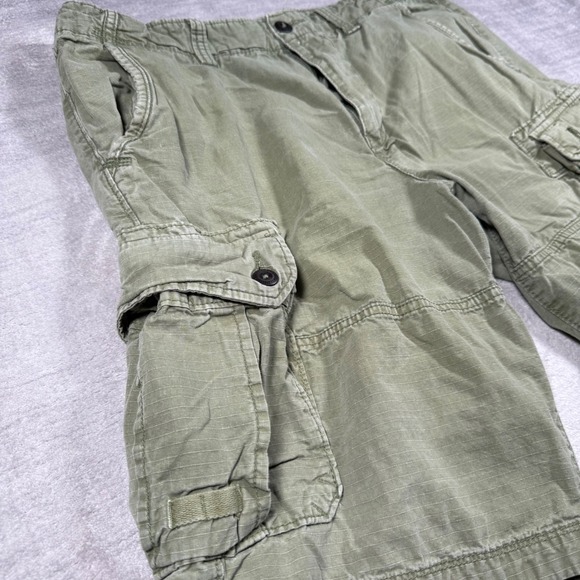 American Eagle Shorts Mens 34 Olive Green Cargo Longboard Ripstop Utility Hiking - Picture 3 of 12